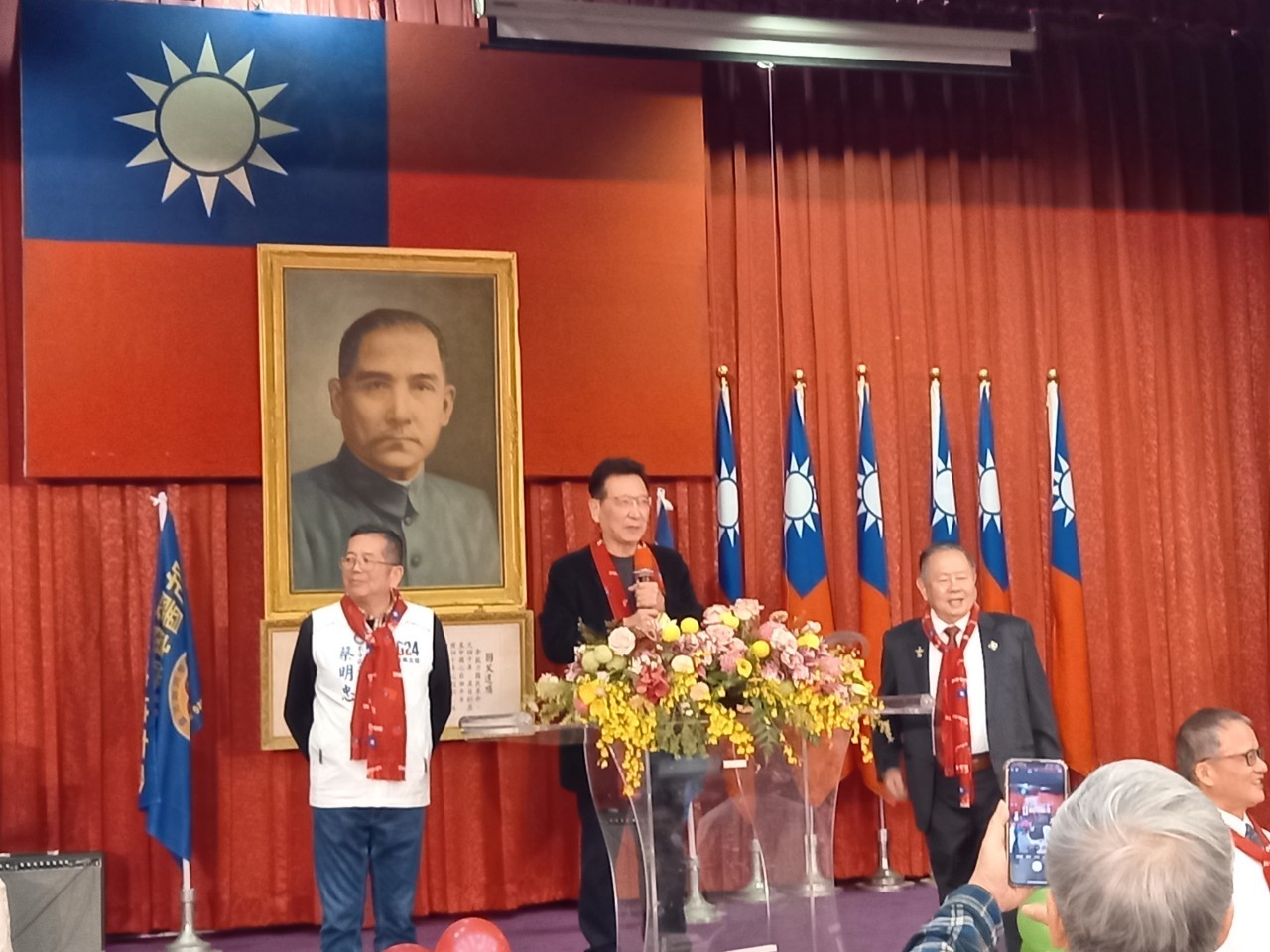 趙少康副總統候選人等人蒞臨 國防醫學院校友會餐會  現場 -20231217 趙少康副總統候選人等人蒞臨 國防醫學院校友會餐會  現場 -20231217