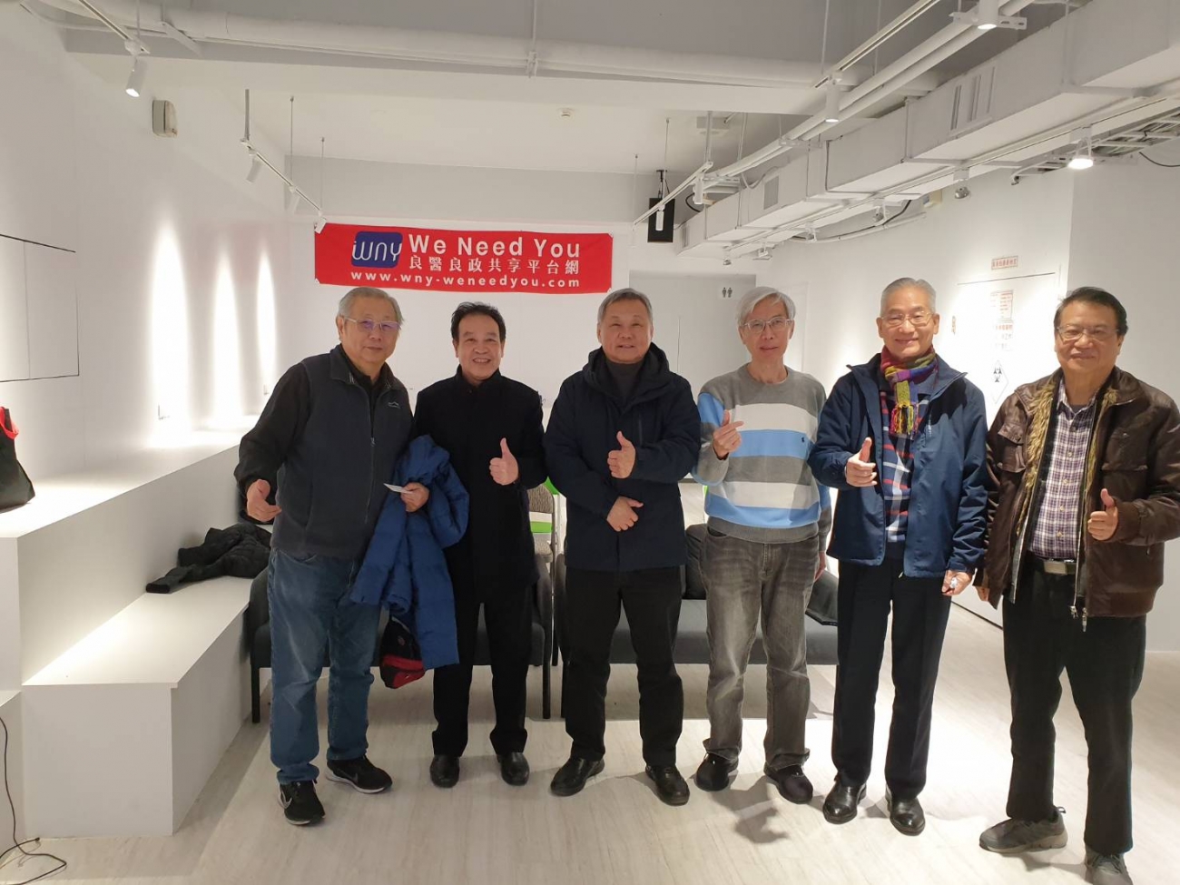 精元醫藥生技顏文彬董事長來訪益民長恩藥局 舆駱院長等人合影見證 精元醫藥生技顏文彬董事長來訪益民長恩藥局 舆駱院長等人合影見證